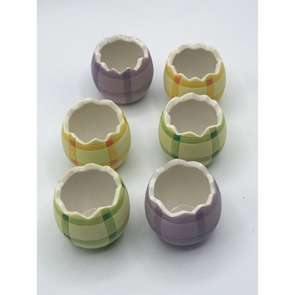 Set Of 6 Lindt Chocolate Ceramic Cracked Easter‎ Egg Cups Checkered Plaid Design